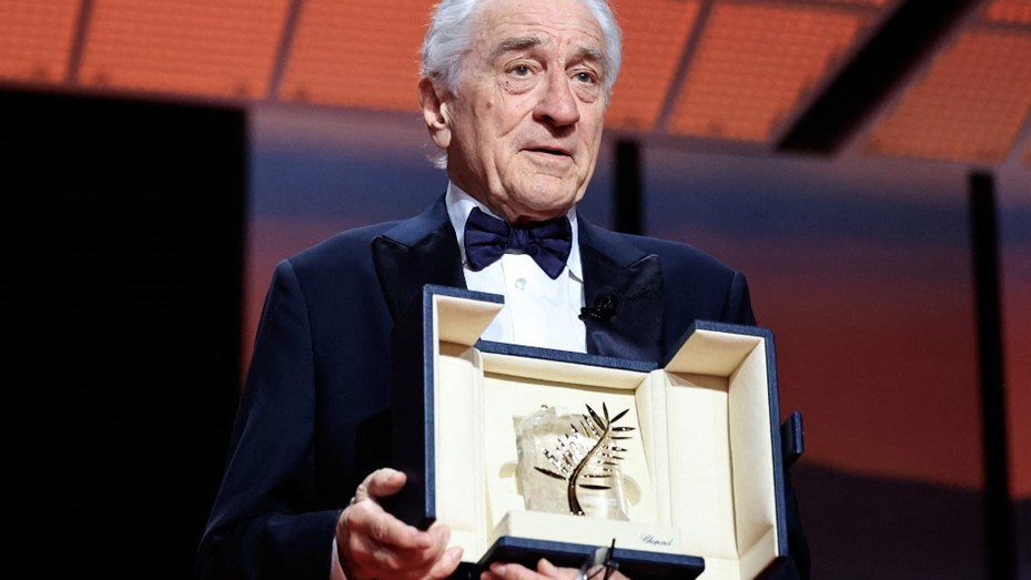De Niro arremetió contra Trump al recibir premio en Cannes: «Estamos luchando encarnizadamente por la democracia»