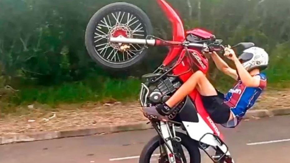 «Domingrau» en Misiones: calles y rutas se convierten en pistas de peligrosas maniobras
