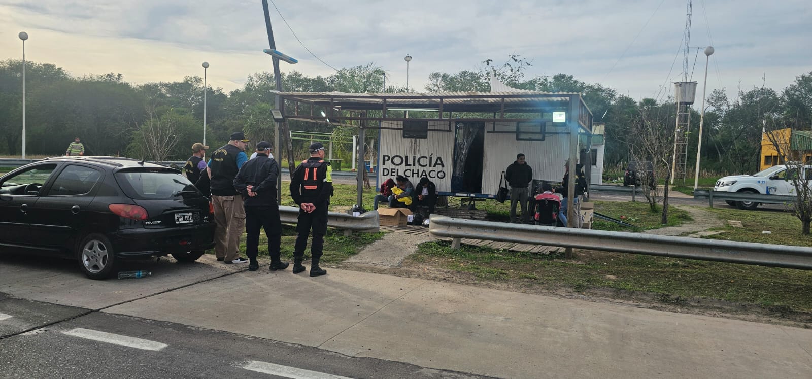 Golpe al narcotráfico en Ruta 11: detienen a tres adultos con más de 11 kilos de marihuana