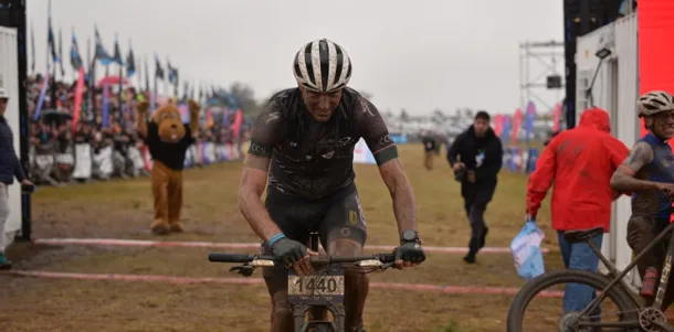 Lionel Scaloni y el cuerpo técnico de la Selección Argentina corrieron una carrera de 84 kilómetros en bici