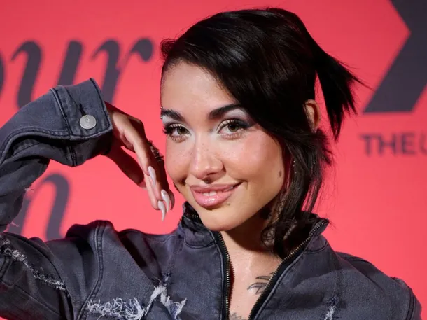 El hermano de María Becerra habló del estado de salud de la artista: «Volviendo…»