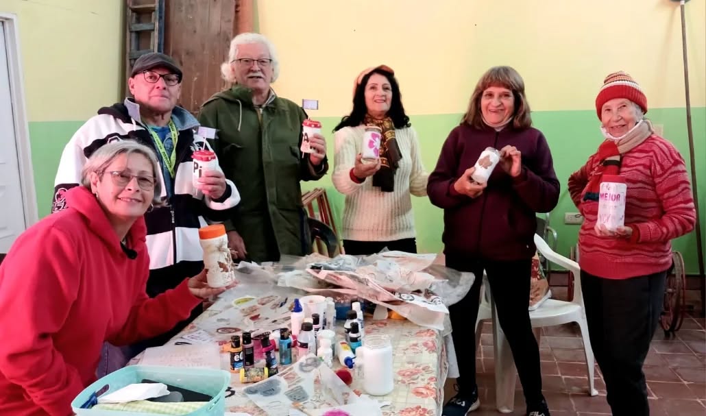 Fontana promueve el buen trato a los adultos mayores con actividades recreativas en Puerto Vicentini