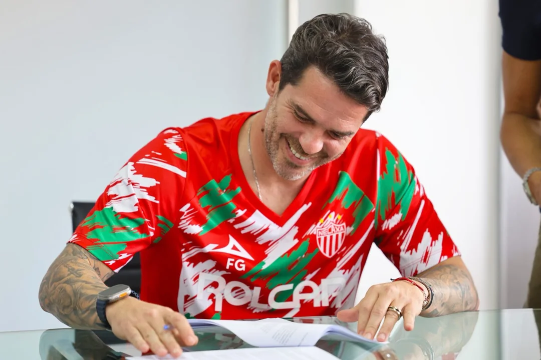 Fernando Gago fue presentado en Necaxa: comenzó la revancha en México
