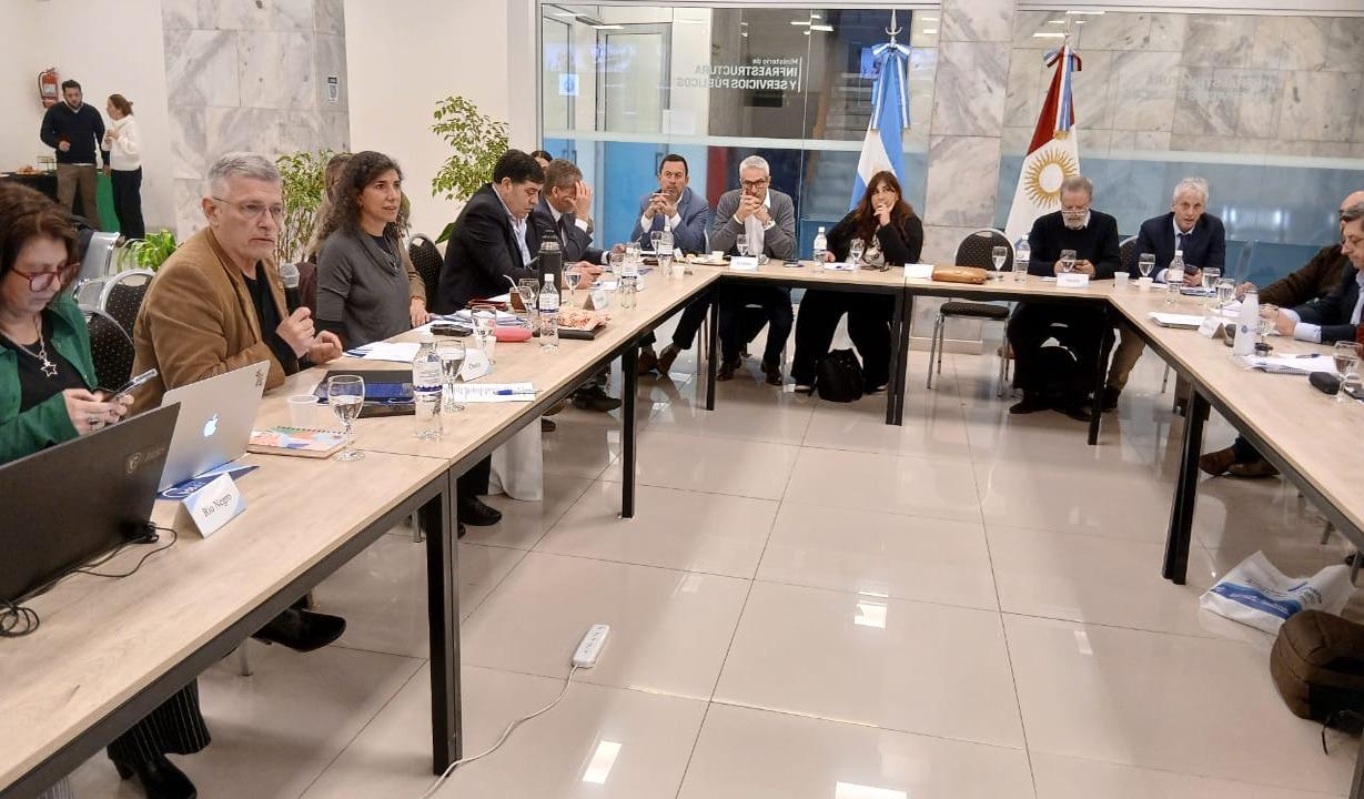 El Gobierno del Chaco reafirmó su compromiso hídrico en la 45º Asamblea Ordinaria del COHIFE