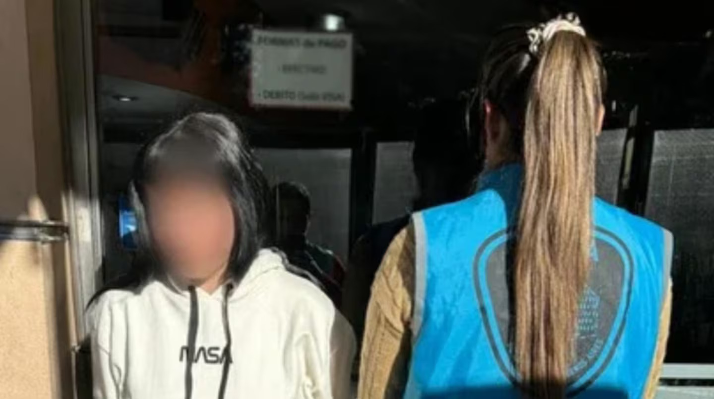 Cayó una mujer acusada de haber estafado a ocho familias: ofrecía casas por $1 millón y nunca las entregaba