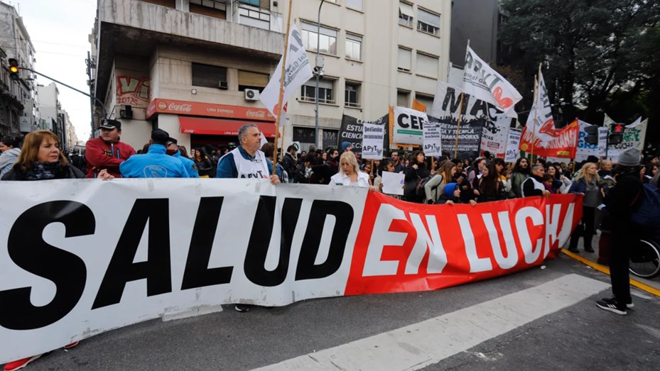 Paro en el Garrahan: desmienten el aumento y acusan una «operación de prensa» oficial