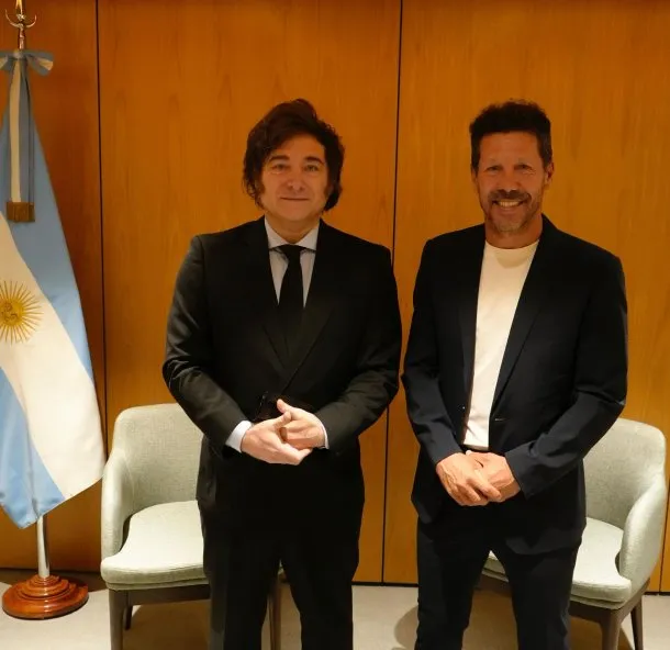 Javier Milei se reunió con el Cholo Simeone en Madrid para hablar de fútbol
