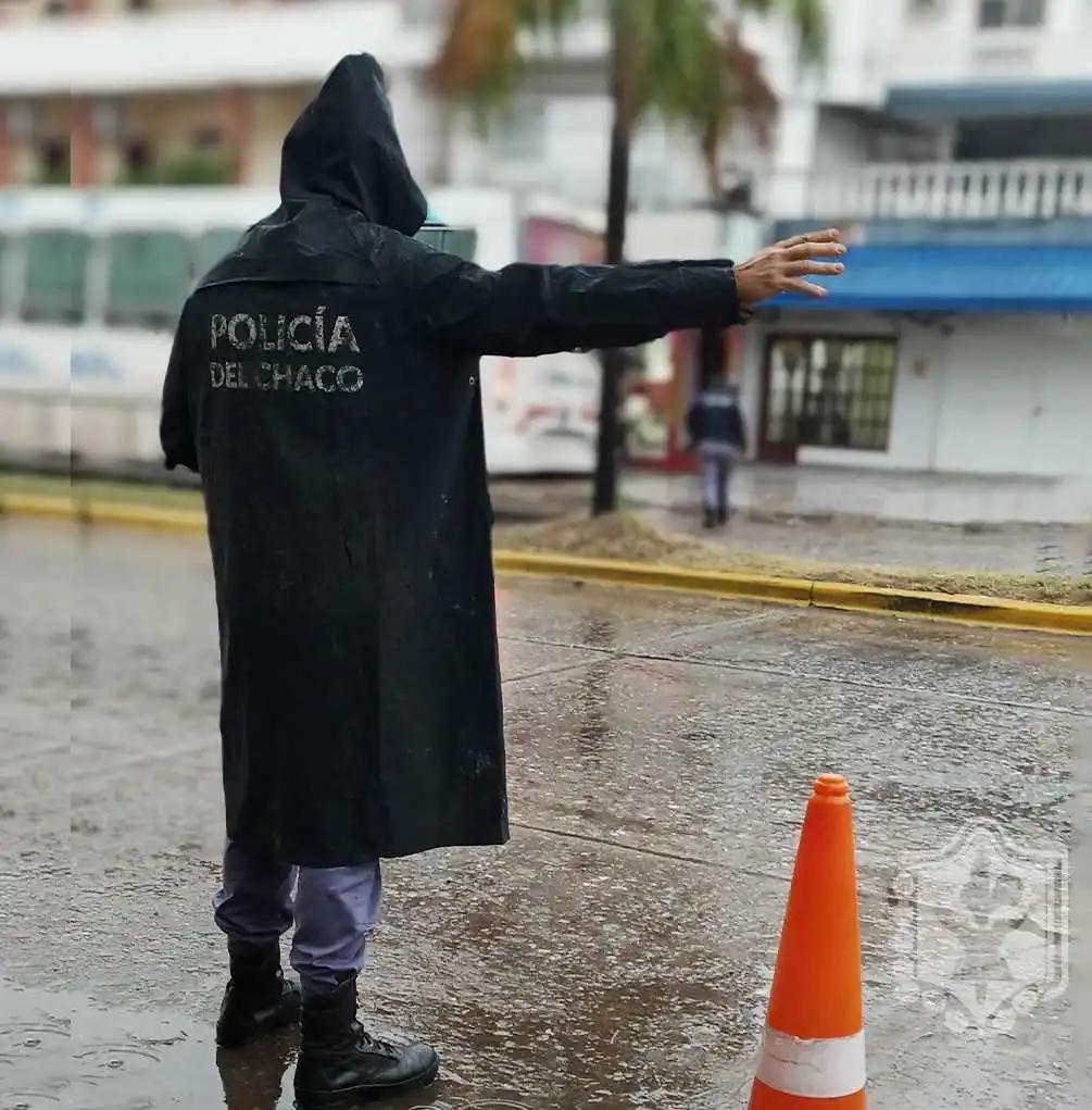 Días de lluvia: la Policía del Chaco emitió recomendaciones para prevenir accidentes
