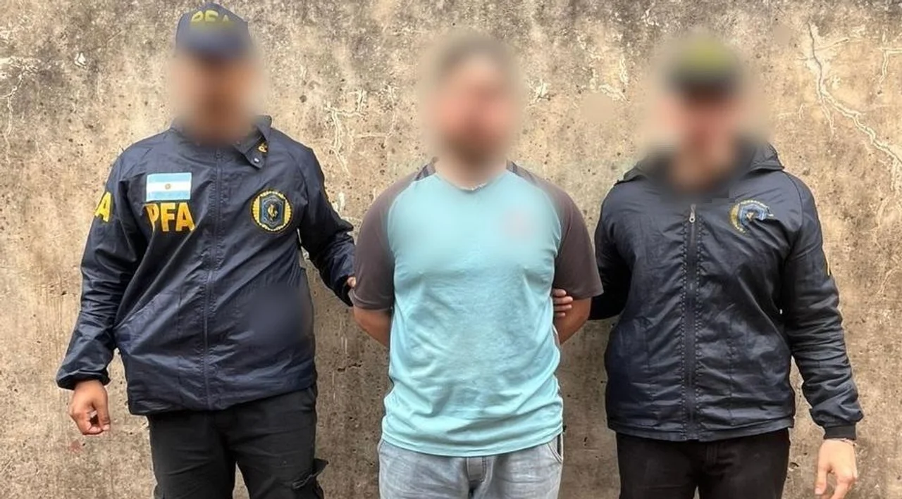 Arrestaron a un hombre acusado de distribuir material pornográfico infantil