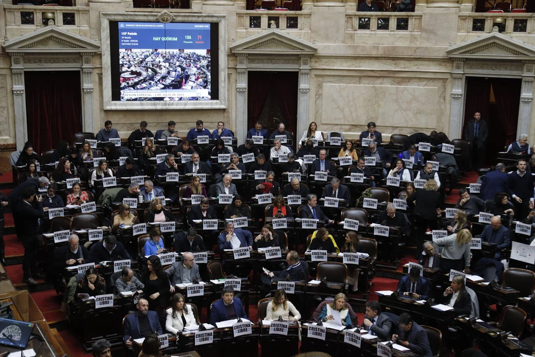 La oposición presiona para sesionar pero los gobernadores estiran a la espera del diálogo con el Ejecutivo