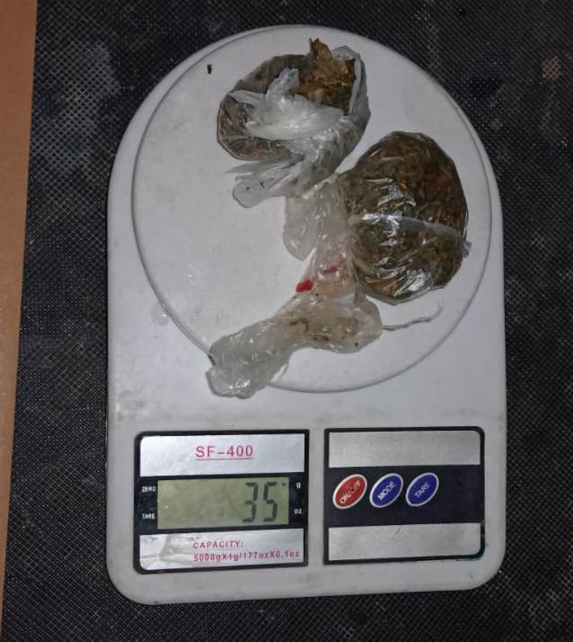 En su poder tenía estupefacientes, fue detenido