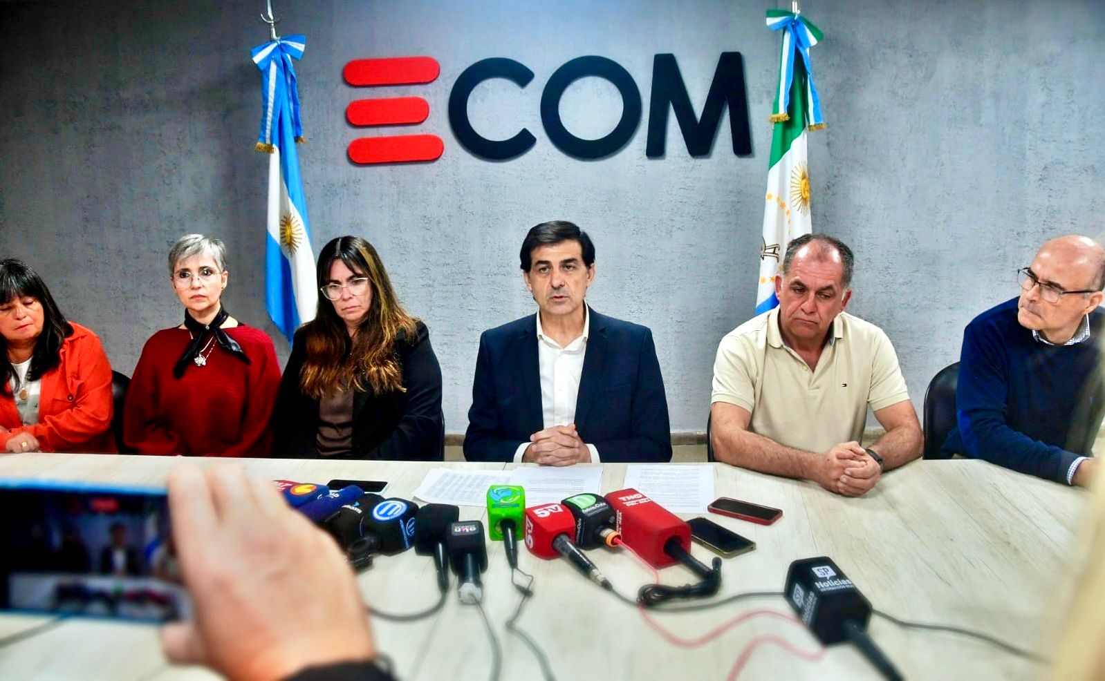 Modernización y control: “Nuevas medidas que garantizarán más transparencia en ECOM”, expresó Veleff