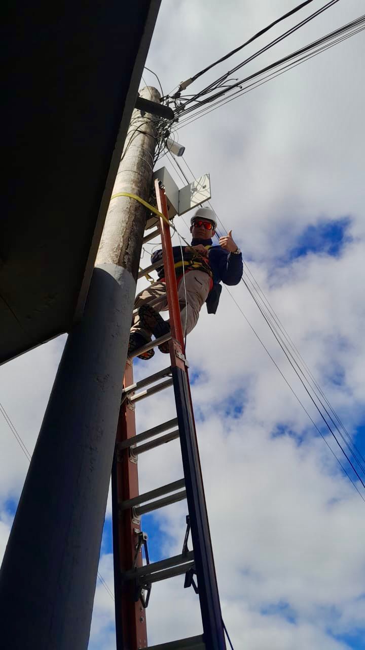 Juan J. Castelli: ECOM Chaco trabaja en la reactivación del centro de monitoreo del 911 y renueva equipamiento