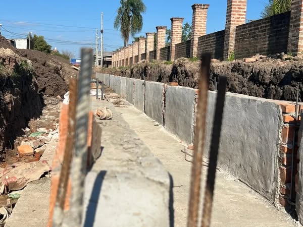 Importante obra hídrica en Fontana: nuevos desagües pluviales sobre calle Bolivia
