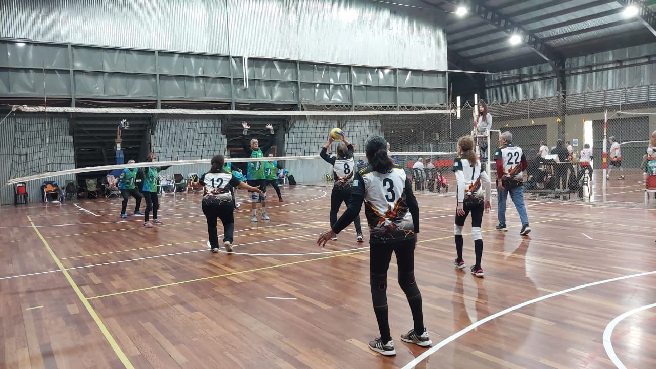 Chaco Juega: adultos mayores participan en la disciplina Newcom