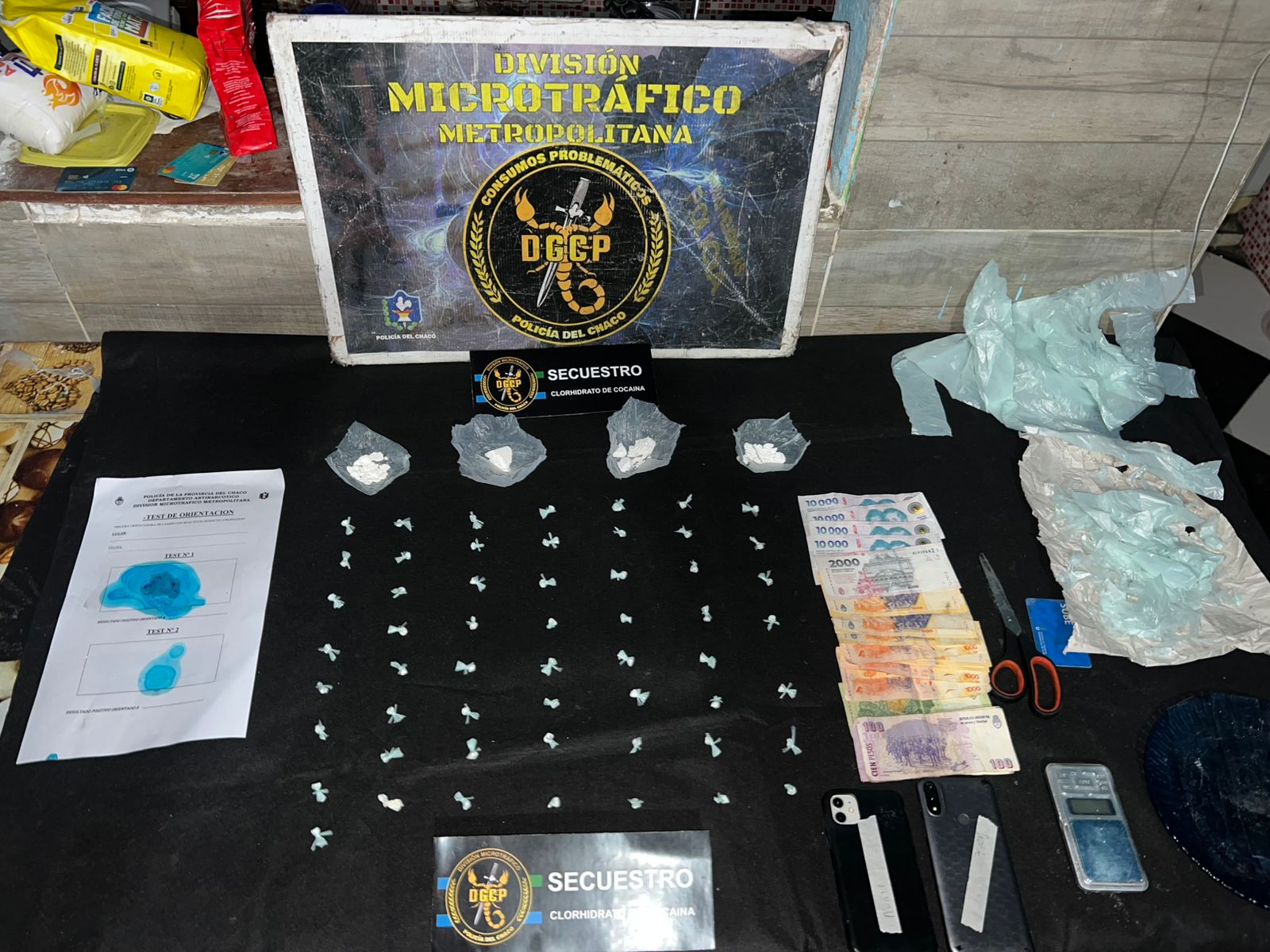 Secuestran cocaína y detienen a tres hombres en allanamiento