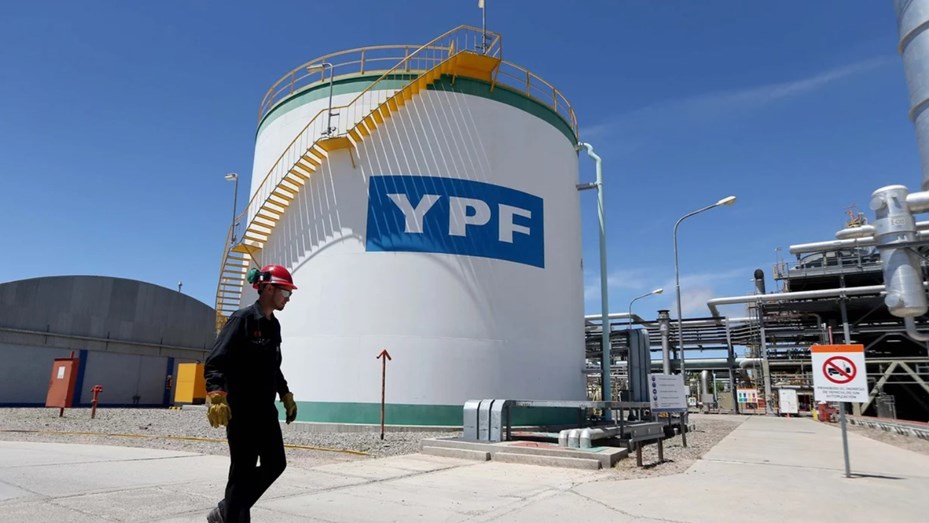 La Justicia de EEUU frenó el embargo de YPF y dejó en suspenso la entrega de acciones
