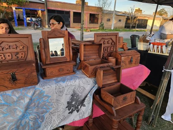 Barranqueras celebra la cultura con inauguración de esculturas y feria de emprendedores