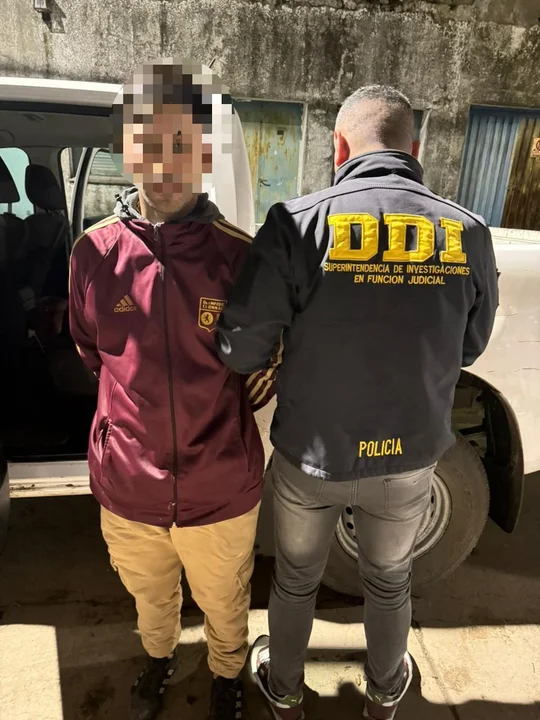 Triple crimen: se negó a declarar el detenido que habría cavado los pozos