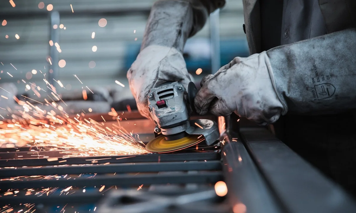 La probabilidad de que Argentina entre en recesión saltó al 98% en medio de la tensión financiera y política