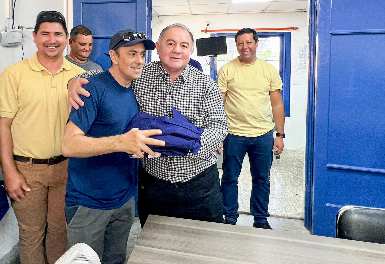 Se entregó nueva indumentaria a Agentes de la Subsecretaría de Transporte y de la Delegación de Sáenz Peña