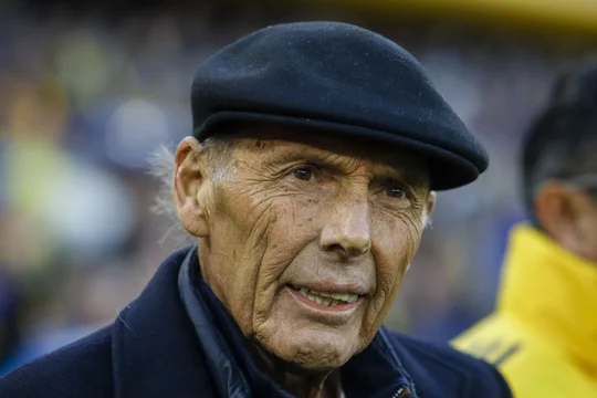 Tras la goleada a Newell´s al mando de Úbeda, sigue la preocupación en Boca por la salud de Russo