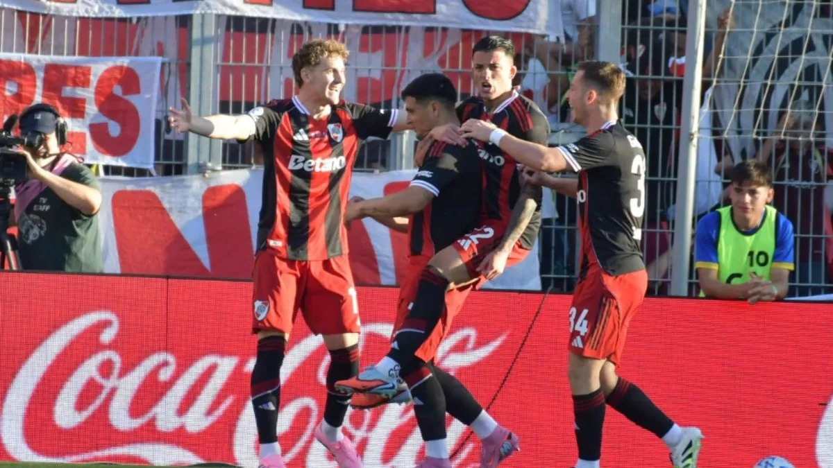 Con gol de Salas, River superó a Racing y avanza en la Copa Argentina
