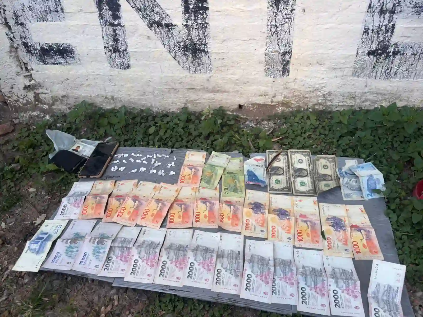 Dos detenidos y droga secuestrada durante operativo Lince