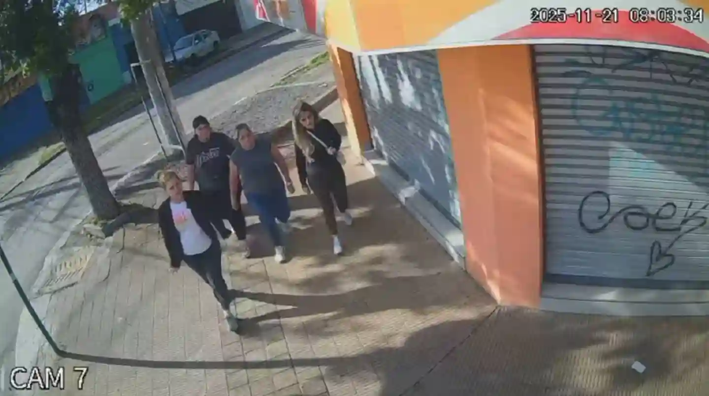 Una mujer denunció a la hija de su esposo muerto por haberle robado joyas y US$47.000