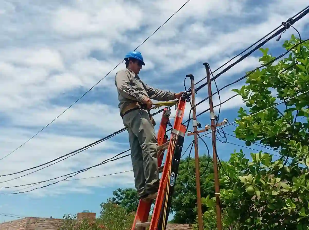 Secheep fortalece la infraestructura eléctrica en zonas rurales y urbanas