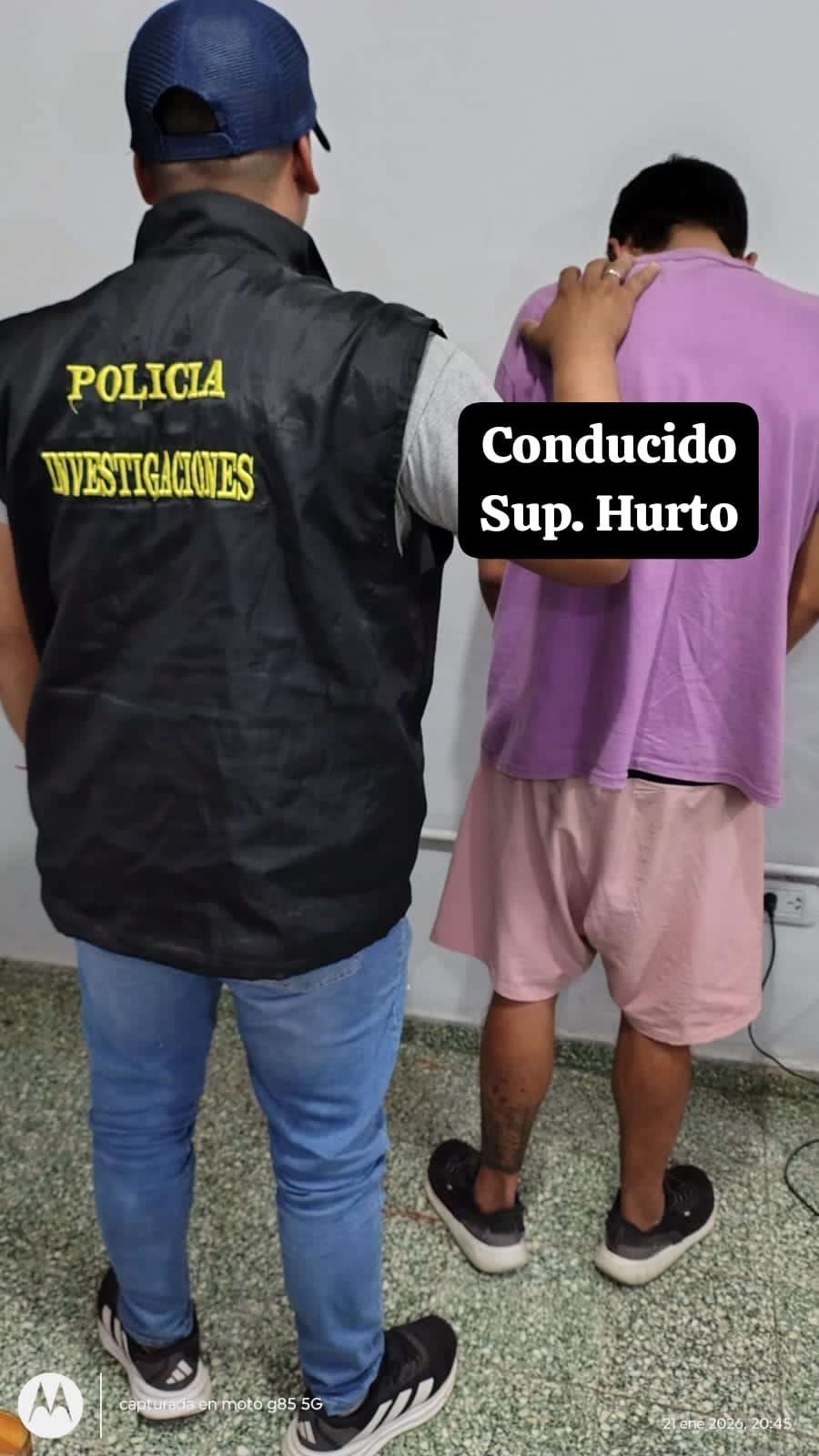 En rápido accionar policial dieron con un joven que entró a robar en la casa de su vecino