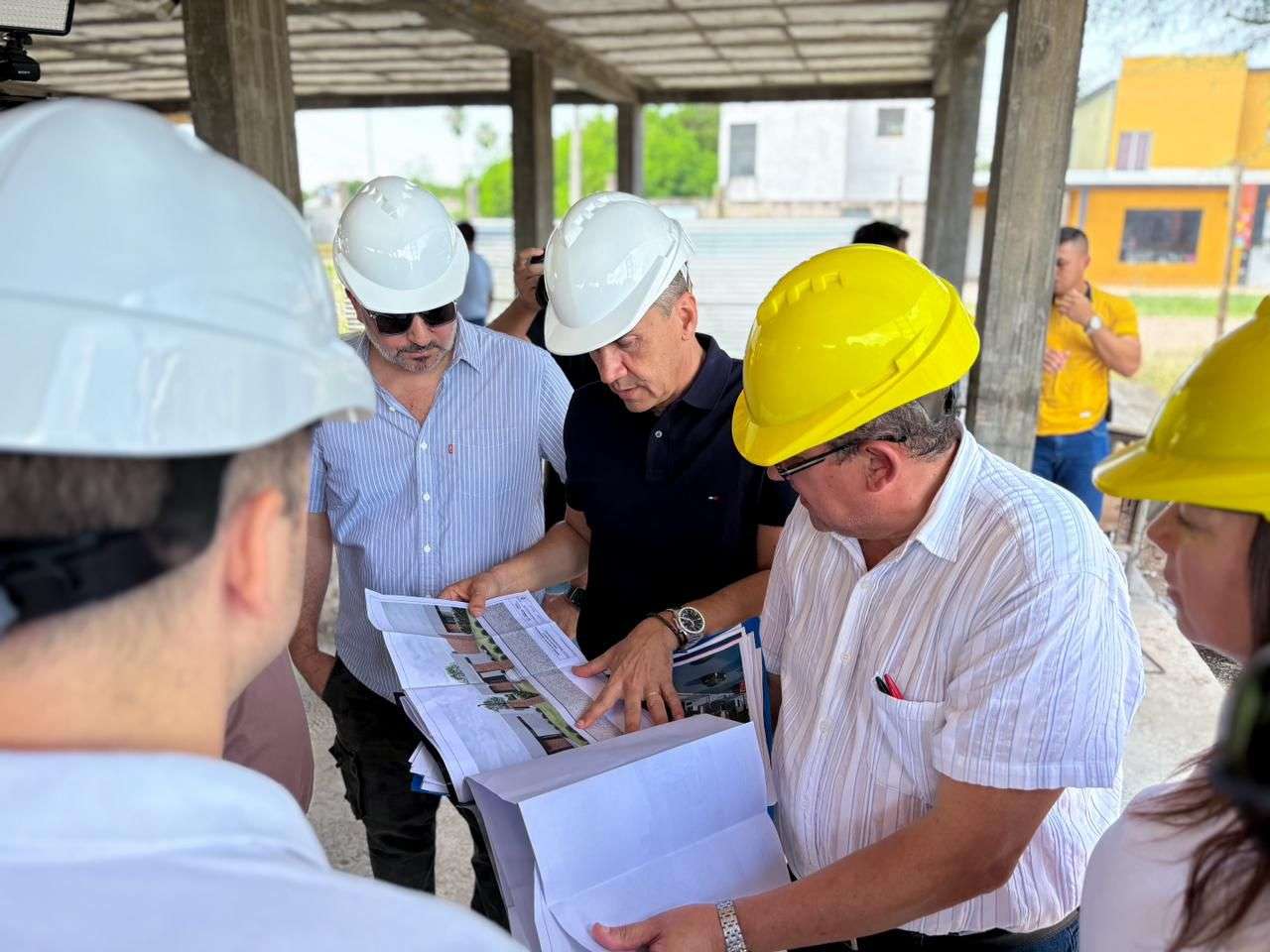 Sáenz Peña suma más unidades habitacionales: el gobernador Zdero supervisó hoy los trabajos
