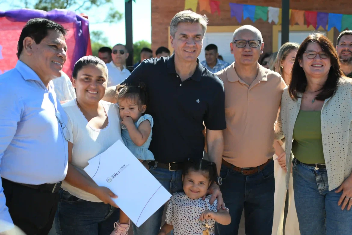 Misión Nueva Pompeya: el gobernador Zdero entregó viviendas y anunció nuevas obras habitacionales