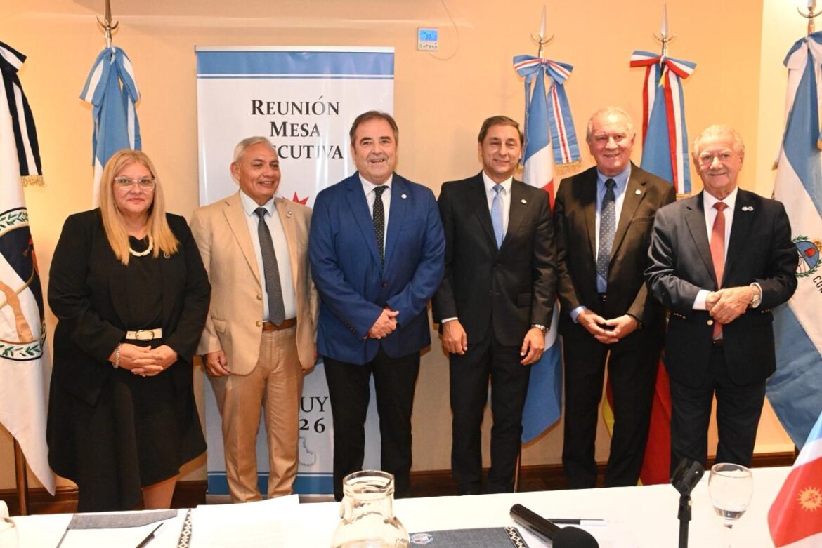 Delgado participó de la primera reunión del año de la Mesa Ejecutiva del Parlamento del Norte Grande