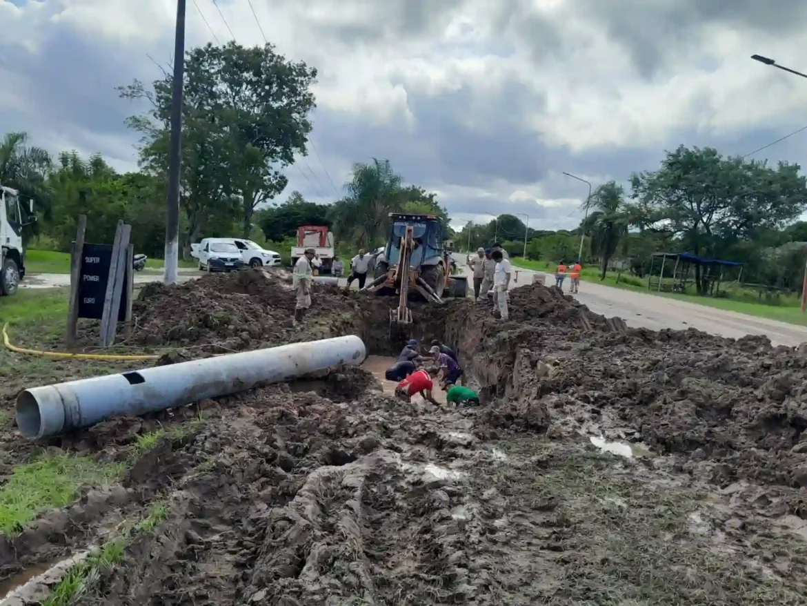 Sameep reparó un caño maestro y se normaliza el servicio de agua potable en varias localidades.