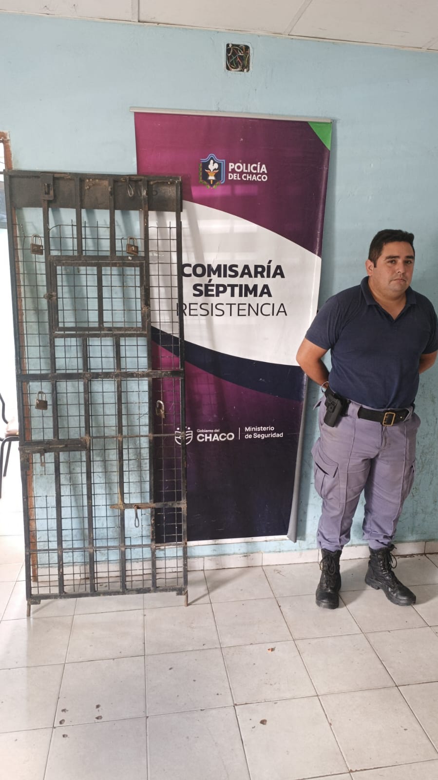 Frustran el robo de una reja de seguridad en un comercio