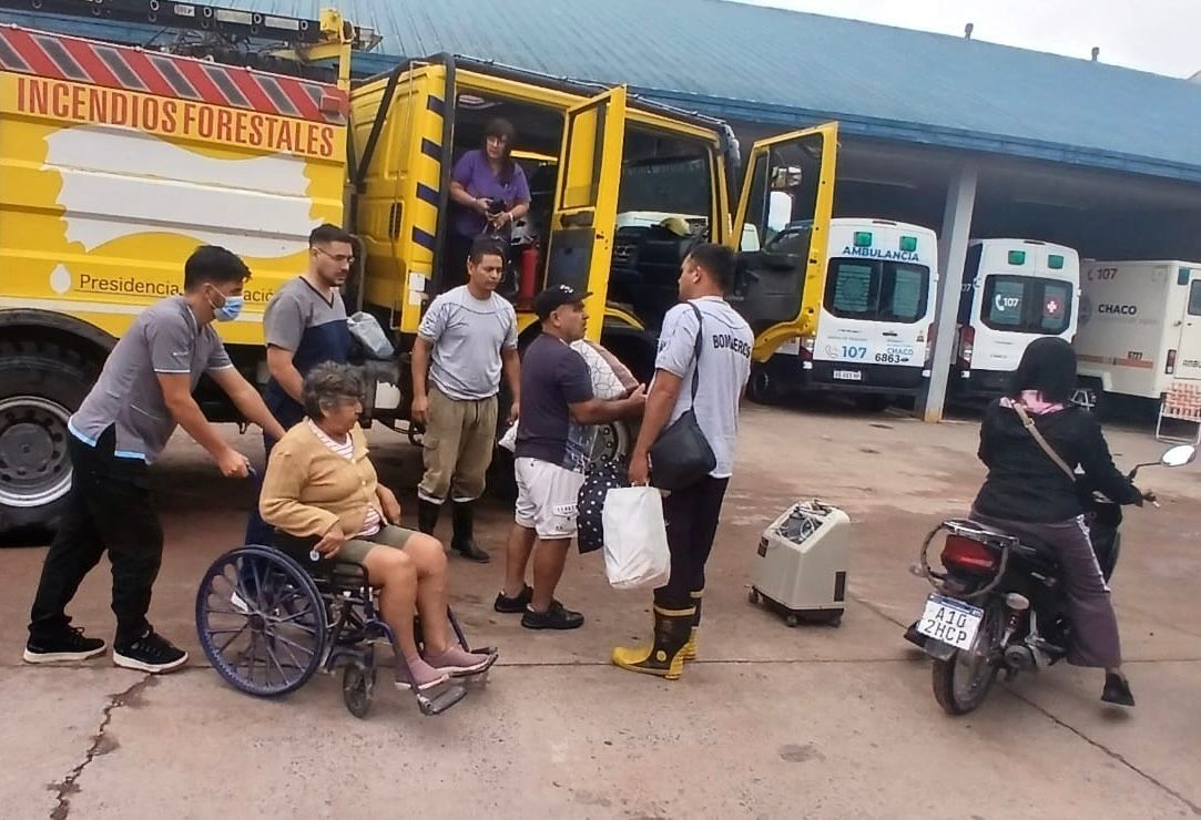 Castelli: el Ministerio de Salud refuerza la atención a las familias afectadas por el temporal