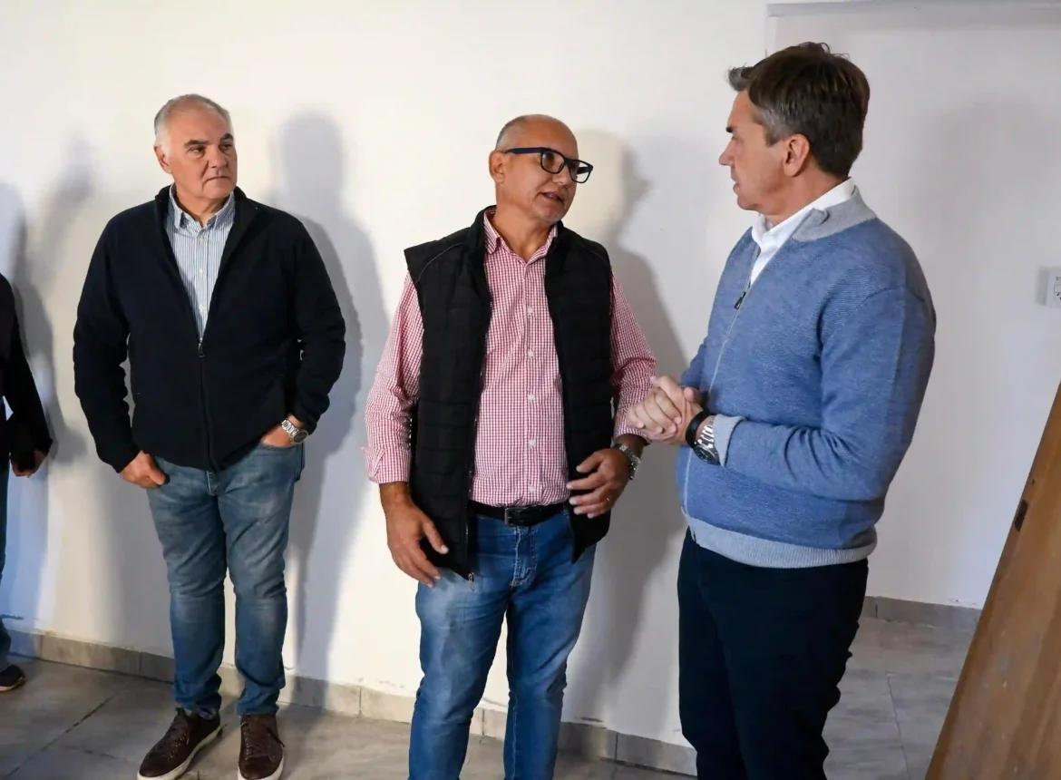 Gral. San Martín: Zdero reactivó 238 viviendas paralizadas y garantizó su finalización con fondos provinciales