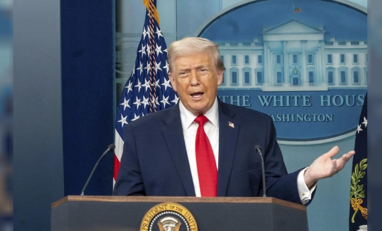 Trump aseguró que el líder supremo de Irán pidió un alto el fuego