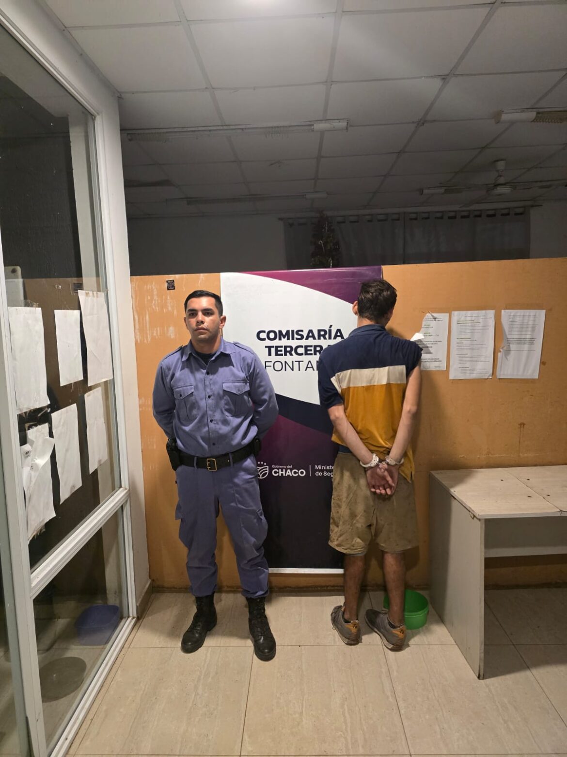 Fontana: intentó robar cajones de gaseosas en una rotisería y fue demorado