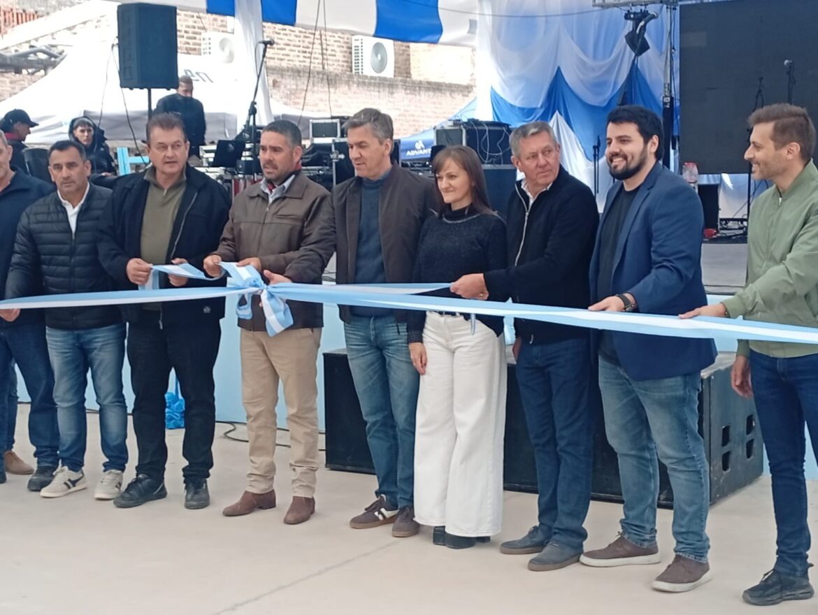 Charata: Zdero acompañó la 28° Fiesta Provincial del Cerdo e inauguró nuevas obras en el Club Cooperativista