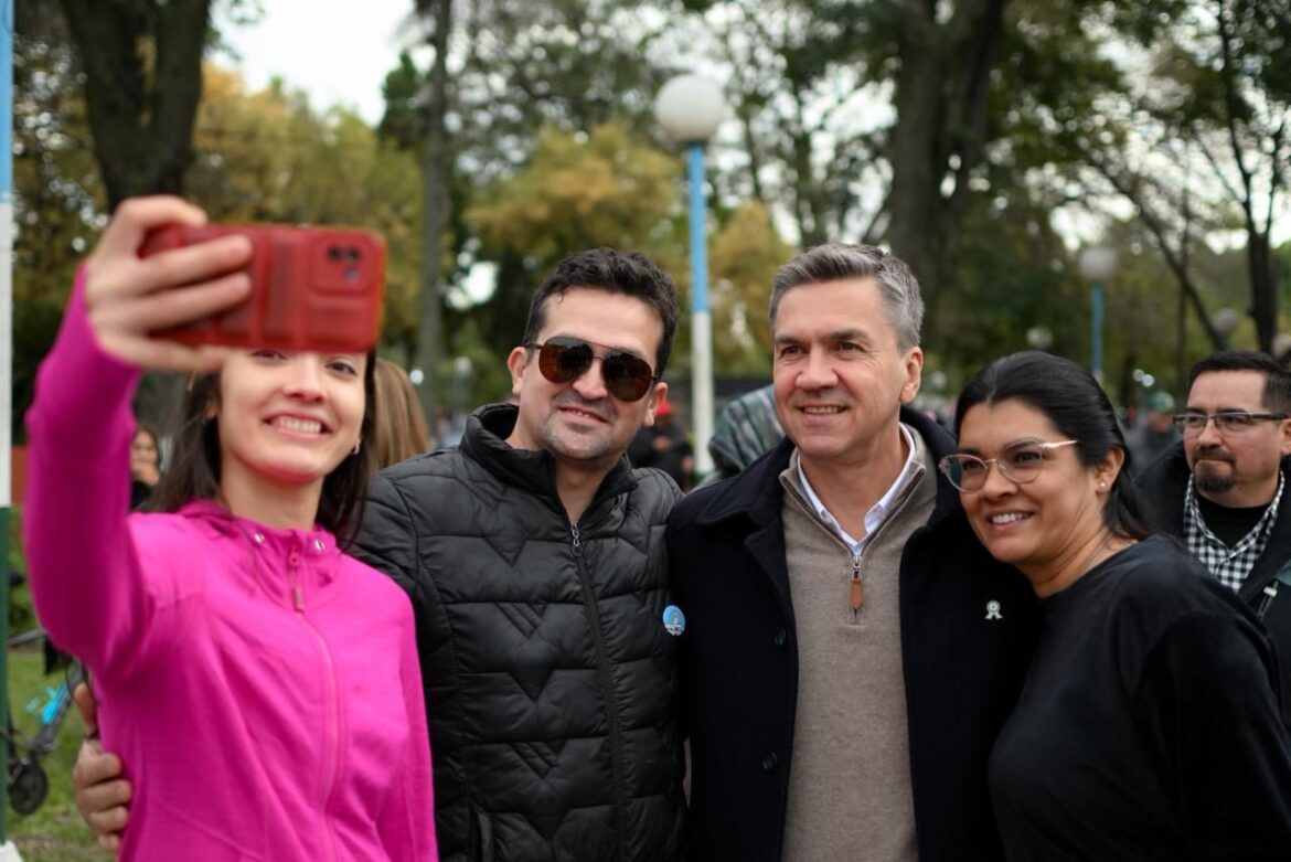 El gobernador Zdero acompañó la misa por Santa Rita de Casia en Puerto Tirol