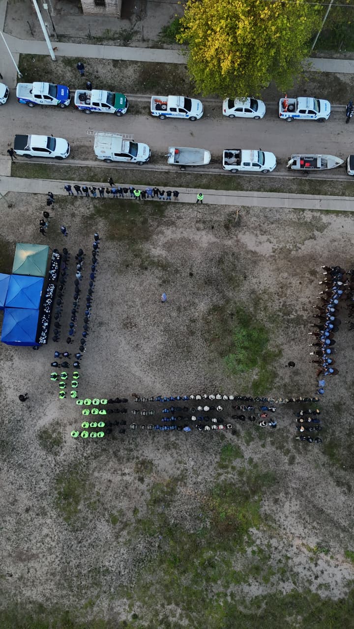 Fontana: drones, canes y buzos en la búsqueda de Axel Alejandro González