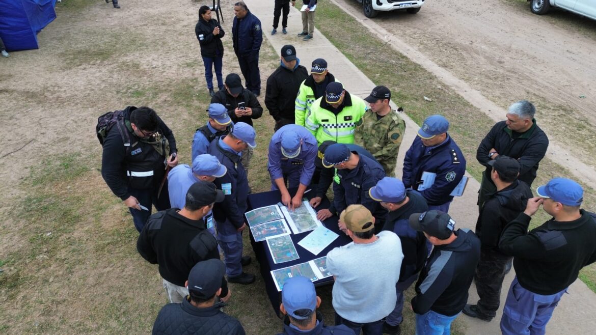 Resistencia / Fontana: la Policía del Chaco redobla los rastrillajes por el caso Axel González con un amplio despliegue técnico y humano
